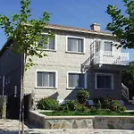 Apartamento Con Patio Al Lado De La Iglesia Igb