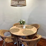 ITSASOKO IZARRA, apartamento con encanto en el casco viejo.