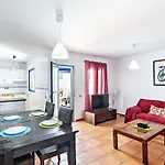 Apartamento A 100 Metros De La Playa Con Garaje