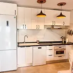 Tarifa Cozy House, Beach Front, Pool, Wifi