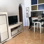Acogedor apartamento con piscina cerca a la playa