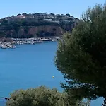 Magnific Apartament A Primera Linia De Mar