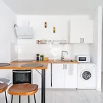 Paradise Beach Sea View Apartment