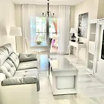 Mi Capricho 9A Beachfront- Apartment With Sea View - Costa Del Sol