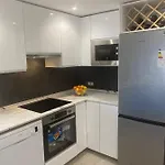 Beautiful Refurbished Apartment Duquesa Port