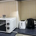 Lovely Apartment Near Airport