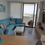 Torre D\'Arenas, Playa Victoria, Piscina Y Parking