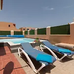 PISCINA Y TERRAZA PRIVADA mejor equipado
