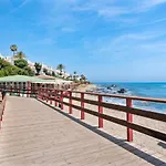 Frontline Beach Apartment Miraflores
