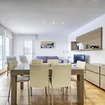 Apartment Platja de Roses-1
