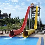 Acogedor apartamento con piscina cerca a la playa