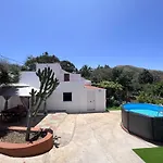 Villa Almagre