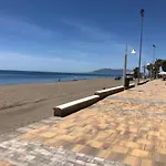 Atico En La Playa Con Terraza Privada