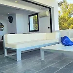 Villa View Roca Llisa