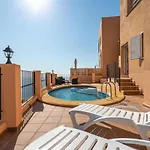 Chalet Con Vistas Al Mar Y Piscina