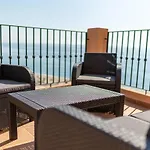 Chalet Con Vistas Al Mar Y Piscina