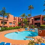 Cubo\'S Beach & Parking Jardines De Don Carlos