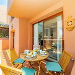 Cubo\'S Beach & Parking Jardines De Don Carlos