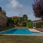 Romantic Modern Apartment Private Swimming Pool 5 Min Walk From Begur Centre