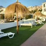 Sun View Apartament - Island Village Heights