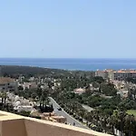 Apartamento Con Vistas Panoramicas Al Mar, Golf, Puerto Deportivo