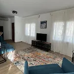 Charming Villa In Eldorado Playa.