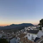 Casa “El Zumaque” En Zahara De La Sierra