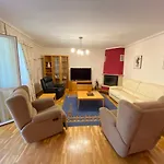 Casa Chalet Jardin Particular Ideal Grupos Y Familias