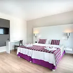Mar Hotels Playa De Muro Suites