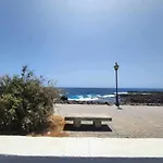 Villa Salada On The Ocean Shore