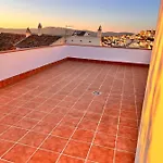 Apartamentos El Peligro 1 El Conjuro