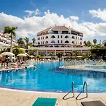 Luxury Parque Santiago I