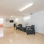 Casa Blanca La Villa Grande - Swimming Pool - Jacuzzi Xxl - Beach 2,4Km - Airport 12 Km - Center 1Km