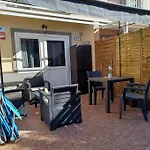 1111 Green Oasis Club