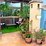 Casa Con Jardin Y Jacuzzi