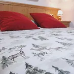 La Ginesta 1, Apartaments De Munyanya