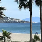 Puerto Sotogrande Con Vistas Al Mar