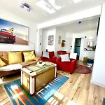 Aamazing Apartment ! On The Beach With Pool Close To Everything