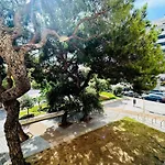 Avenida Portugal Con Ascensor Grupo Ac Gestion