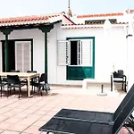 Acogedora Casa En Abades En Tranquila Urbanizacion