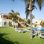 Villa Gladiols