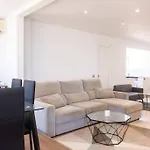 Piso Precioso Primera Linea Mar - 2 Br