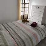 Chalet Junto Al Mar Con Jardin Privado