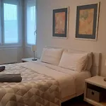 Espacio Amplio Y Luminoso