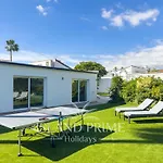 Huge Villa With Amazing Garden In Golf Del Sur Alm160