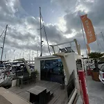 Casa Flotante Con Encanto En San Pedro Del Pinatar - Murcia