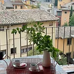 Feelhomevic. Atico Con Terraza En Centro Historico