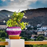 Rojo - An Apartment With Shared Pool & Hot Tub With Stunning Views In Oria