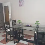 Disfruta De Un Barrio Tranquilo