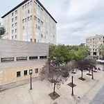Stay U-Nique Apartments Est
